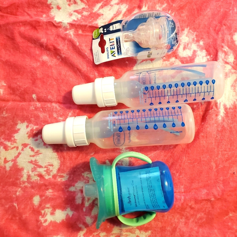 BABY BOTTLE LOT